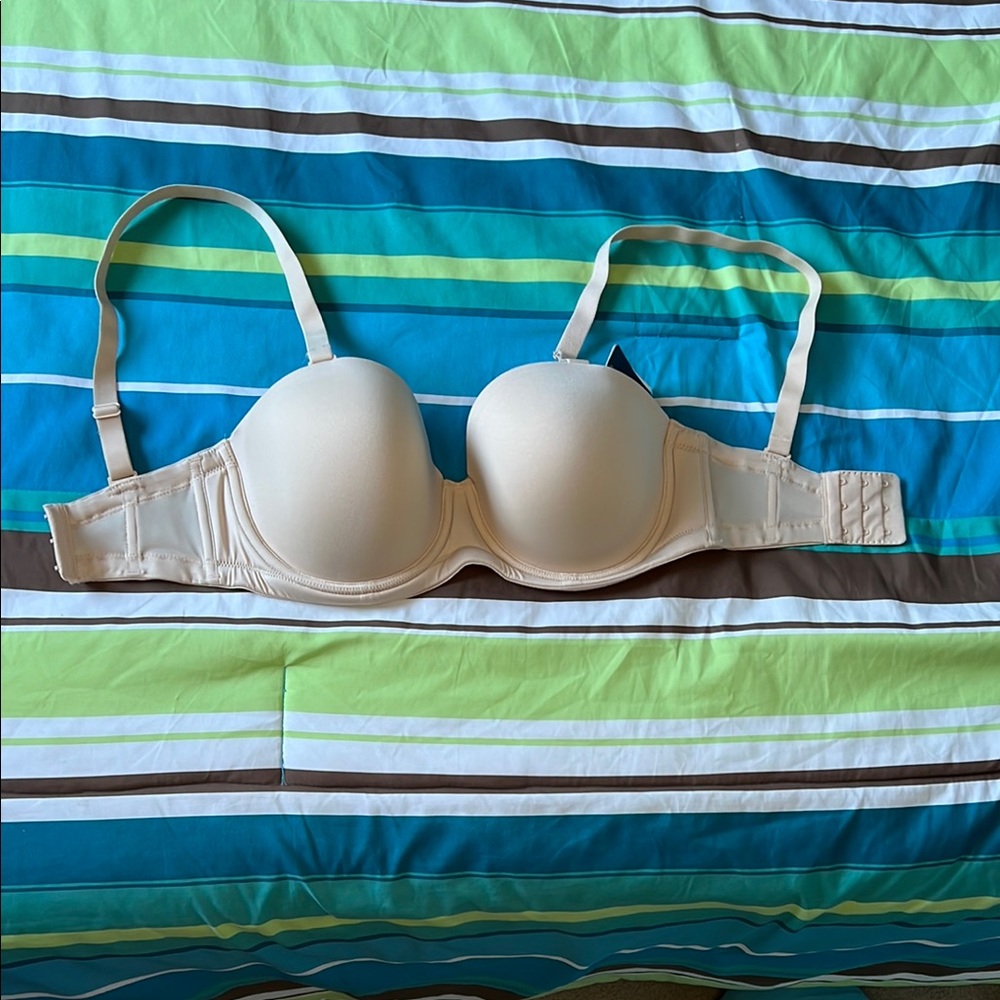 Wacoal Nude/Beige Strapless Convertible Bra
